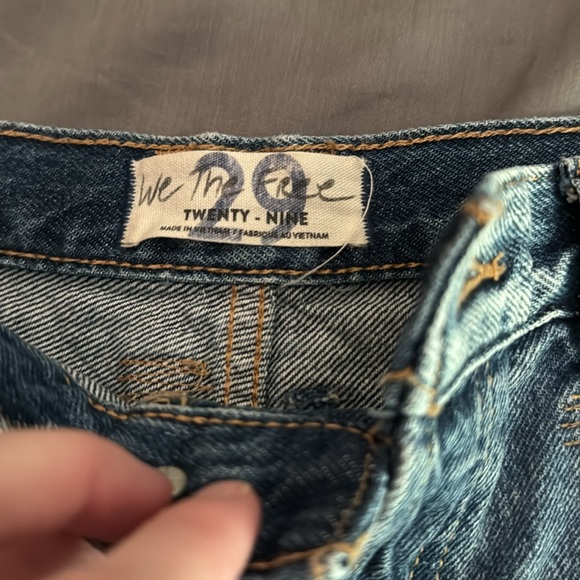 We the Free cutoff denim shorts - Picture 2 of 4